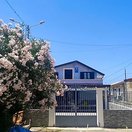 La Piccola Bed & Breakfast 3*